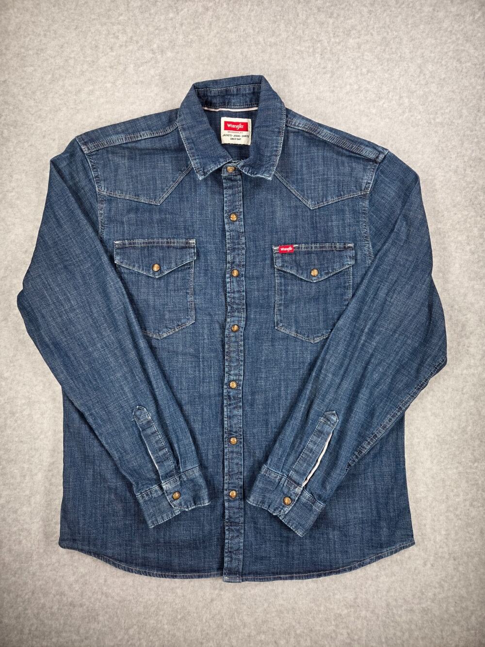 Wrangler Men's Regular Fit Denim Western Snap Shirt Blue Large L cowboy vibes